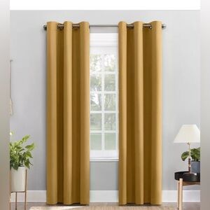 Sun Zero Saxon Grommet Top Energy Saving Blackout Single Curtain Panel 40x63